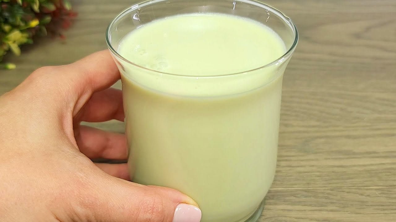 Prenez-en une gorgée chaque matin dès votre réveil pour nettoyer votre côlon de zéro.