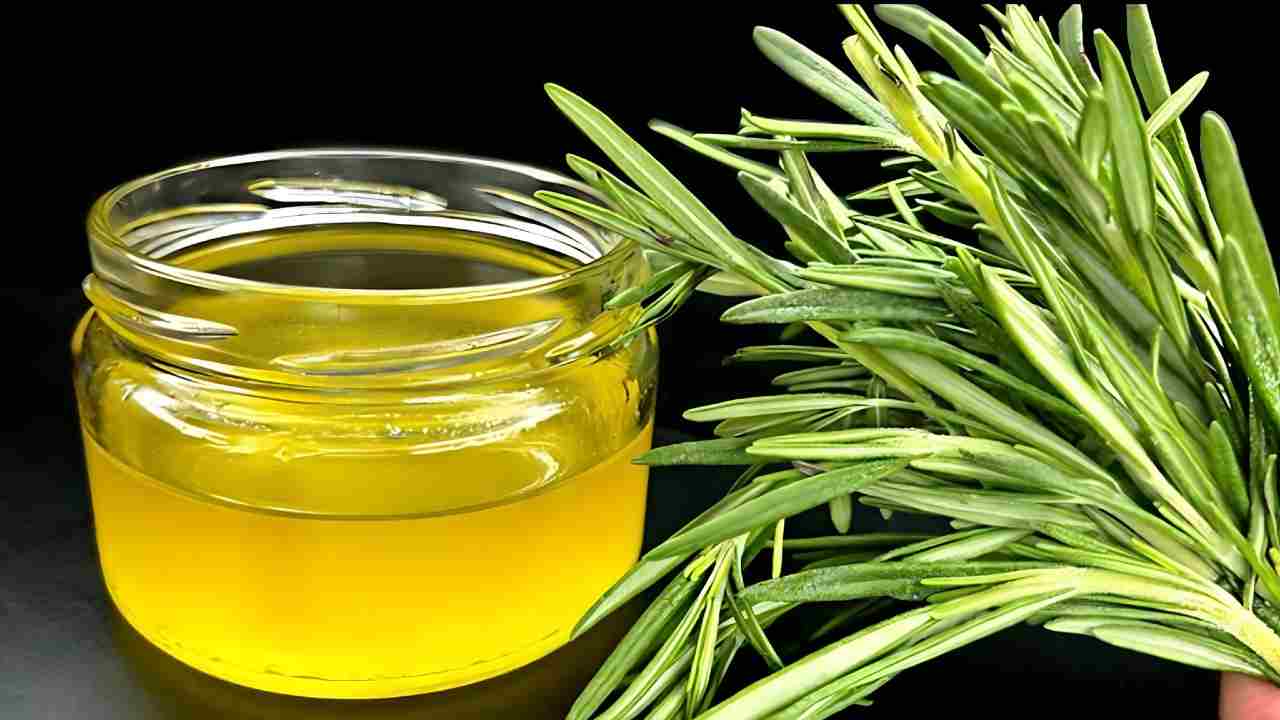 Renforce les cheveux en leur donnant brillance et volume : ils ne tomberont plus jamais