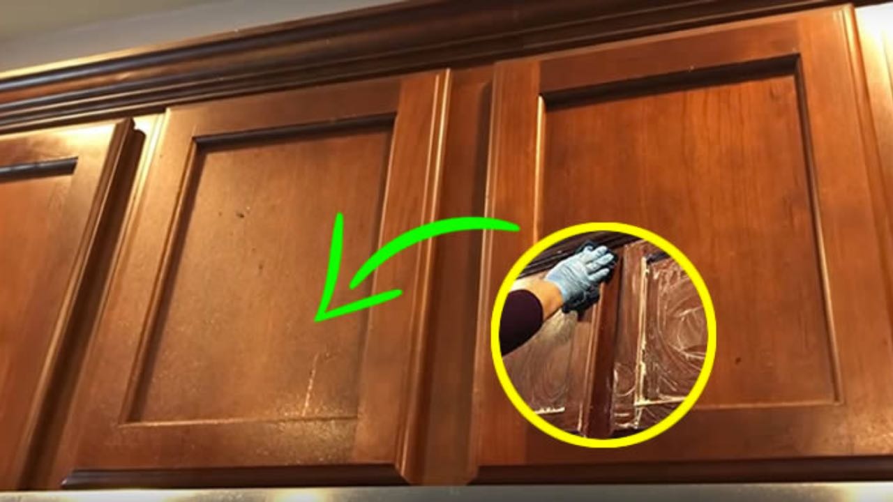 Holzfett entfernen: So verleihen Sie Ihrem Holz ein neuwertiges Aussehen