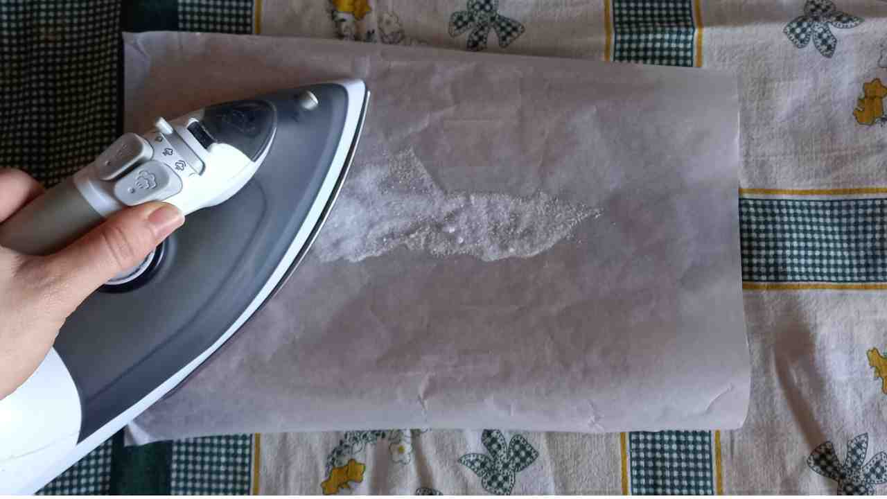 Repassez le papier sulfurisé, la tactique secrète de chaque grand-mère