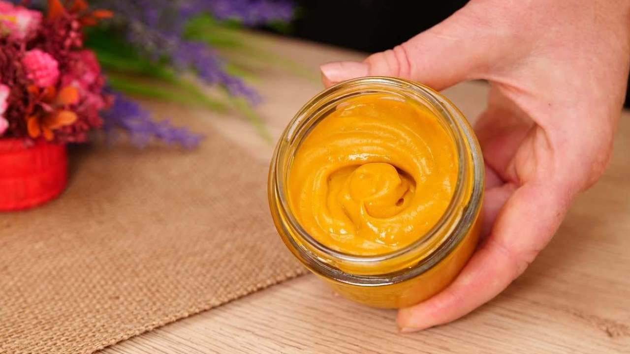 Éliminez toutes les rides de votre visage, vous aurez l’air jusqu’à 15 ans plus jeune : faites-le tous les soirs